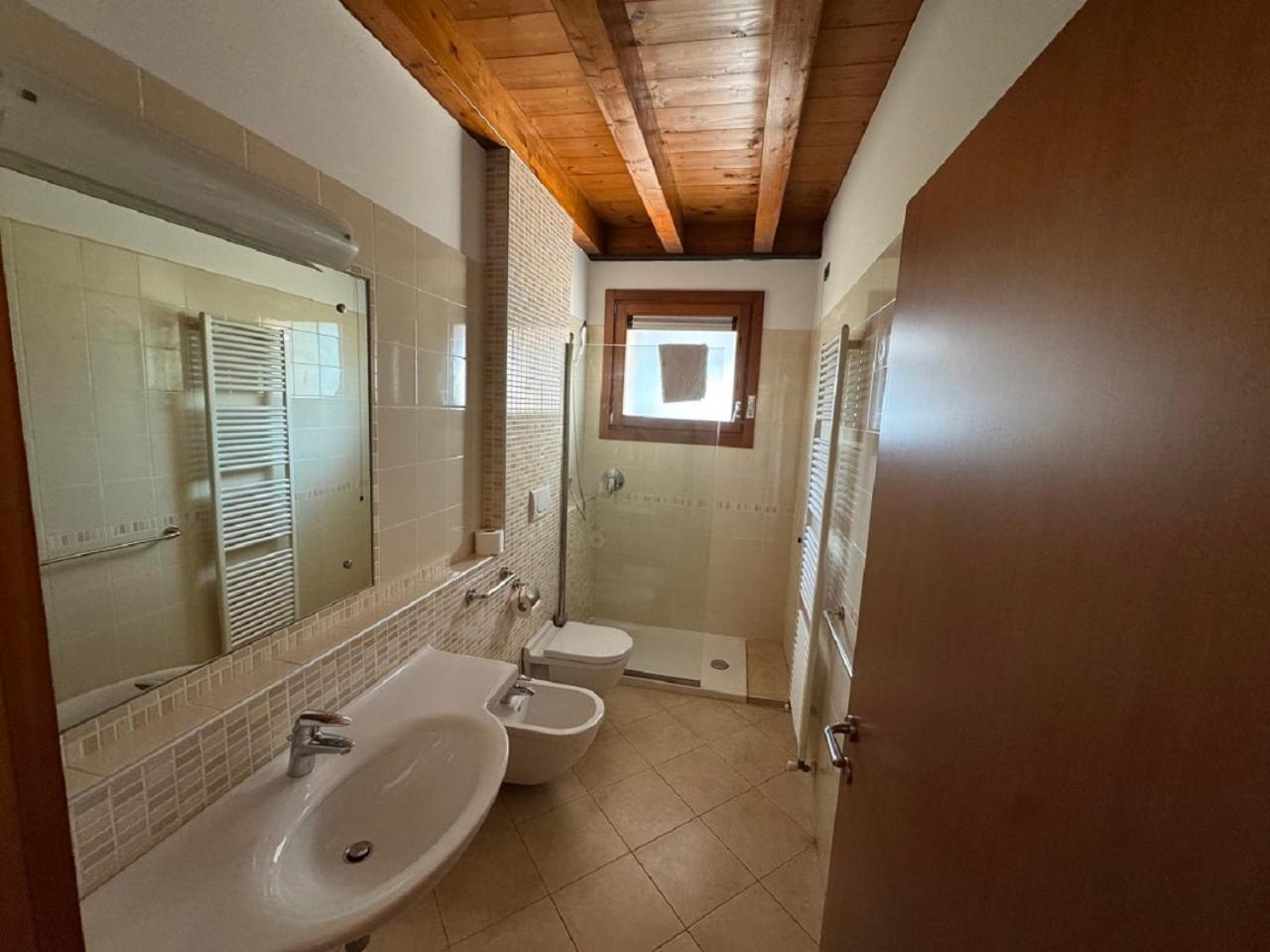 Kairos Garda Hotel Castelnuovo del Garda Exterior photo